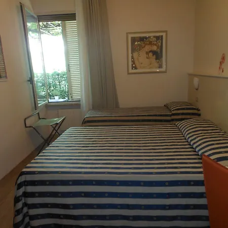 Hotell Stipino 2*