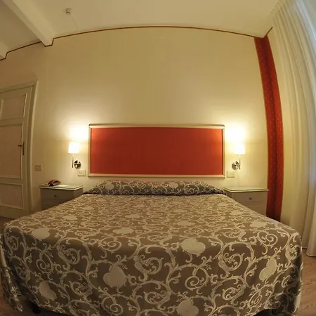 Stipino Hotel 2*