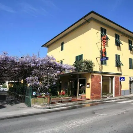 Stipino Hotel 2*